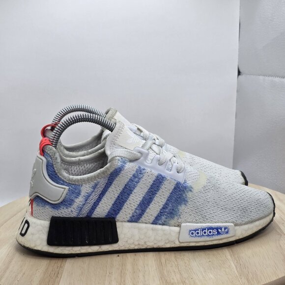 Womens size 7.5 - adidas NMD_R1 Stencil Pack Athletic Sneakers White Blue G27950 - Picture 3 of 11